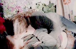 yensunicorn:  Now tell me about the lily…the lily means “I dare you to love me”. 