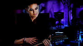 On The Show, I Play An Openly Proud Bisexual Warlock, Whos A Person Of Color Thats In A Relationship