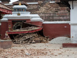 kateoplis:  More than 1,400 people are reported dead.The 7.9 quake’s epicenter was between Katmandu and Pokhara, but it also hit parts of northern India.The tremors triggered an avalanche on Everest, killing at least 10 people.Thinking of Nepal