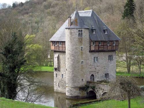 Crupet Castle in Belgium