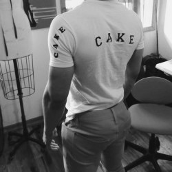 black4white:  cake 