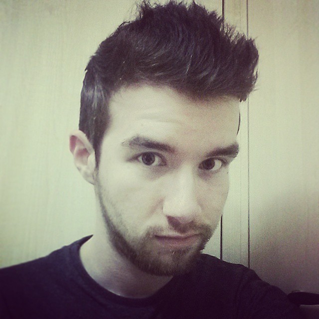 sombre-songbird:Hurr cut. Not been this short since…I was like 11. My sister says