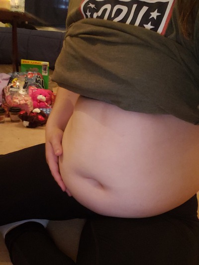 :Stuffed tummy pictures! 