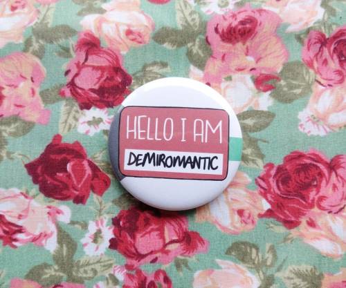 snootyfoxfashion:Arospec Pride Pins from DoodlepeopleHello I Am Aromantic // AromanticHello I Am Dem