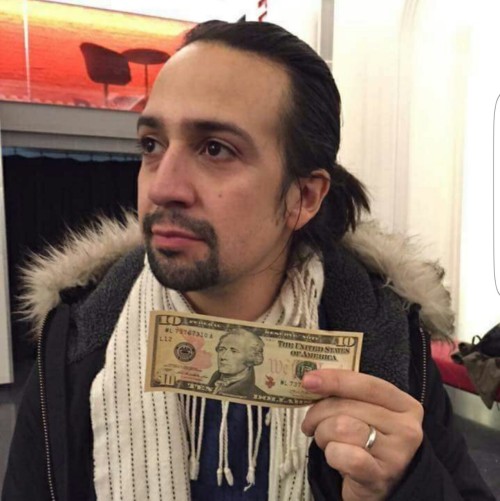 the-burr-sirs: This is the money Lin  Reblog for good luck and wealth!