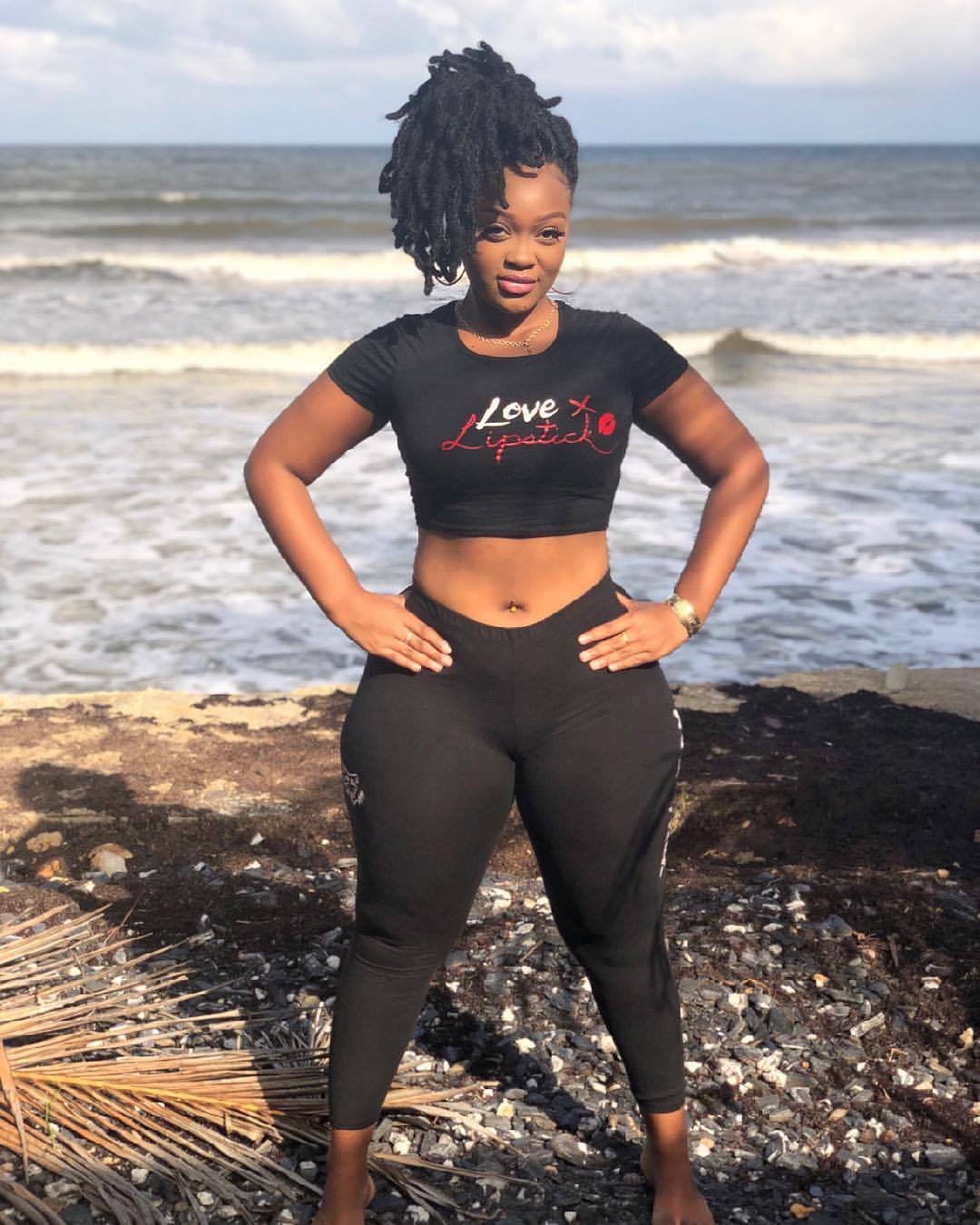 areacode868:  @tha_antidote_ #ebonyfinest #hottestofthetown 