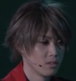 HEYi Took Many Silly Screenshots From The Musical When I First Watched It