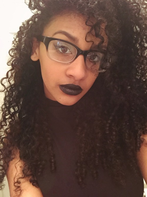 niazkllam:black lips in honor of blackout day