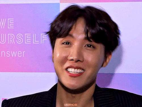 DESCRIBE YOURSELF IN THREE WORDSHOPE, PEACE, JUST DANCE
