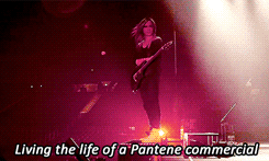 redbaretta:MELT: A Summary (a.k.a. Aoi being a little shit feat. Goddess Uruha and his flowing locks