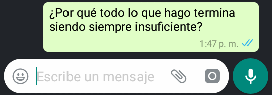 enamorado-del-infinito:  Porque yo soy el que no es suficiente.