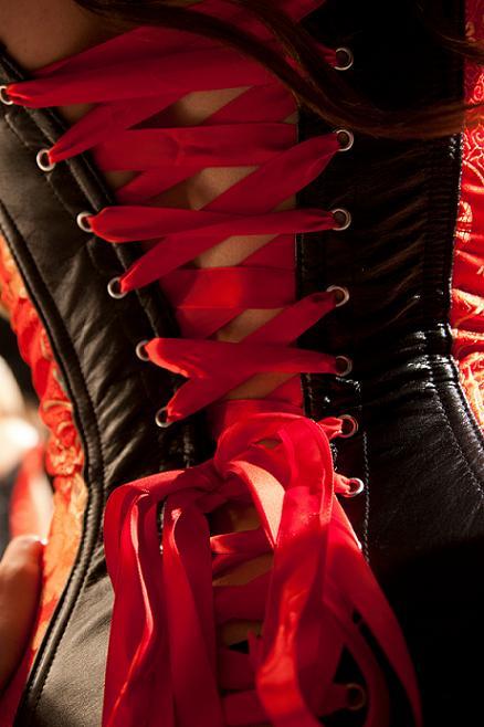 sexyinleather:  Asian Leather and Brocade Corset. www.sheleatherlingerie.com