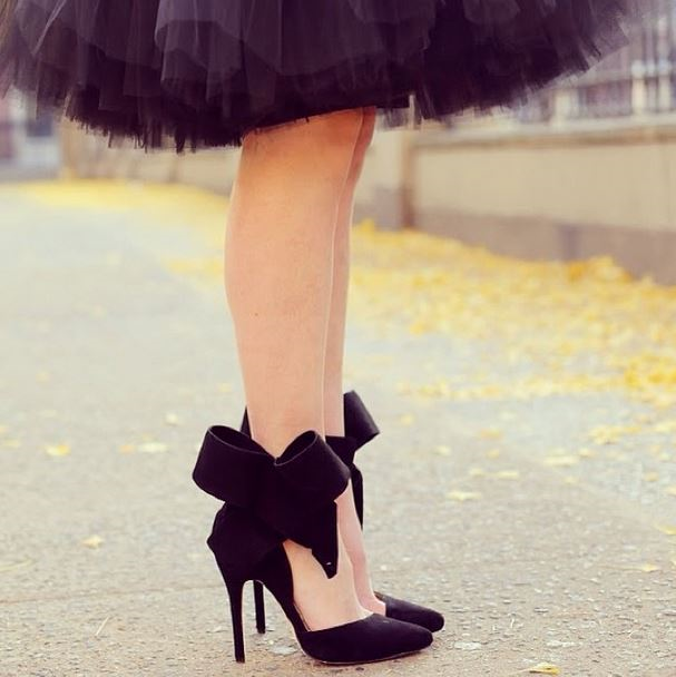 dustjacketattic:  pretty bows | atlantic-pacific