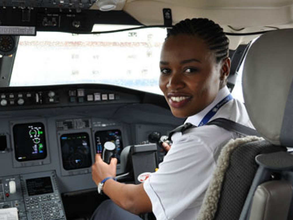 Rise Africa Wednesday: Esther Mbabazi
Name: Esther Mbabzi
Age: 24
Country of Origin: Rwanda
By becoming the first female pilot in Rwanda earlier this year, Esther Mbabazi has become the face of change in a country that is in the midst of revival and...