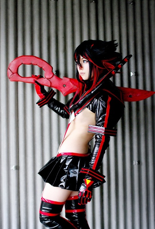 cosplayhotties:  Matoi Ryuko  from KILL la KILL by Yaduki, fantastic cosplay