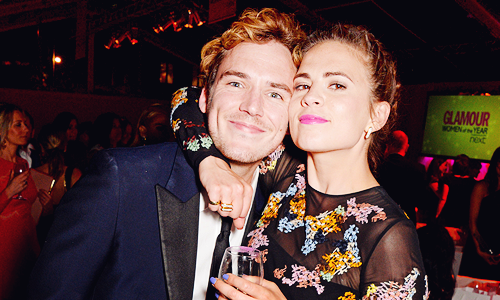 samclaflin-fans:  Sam Claflin and Hayley Atwell attend the Glamour Awards 2014 [x] 