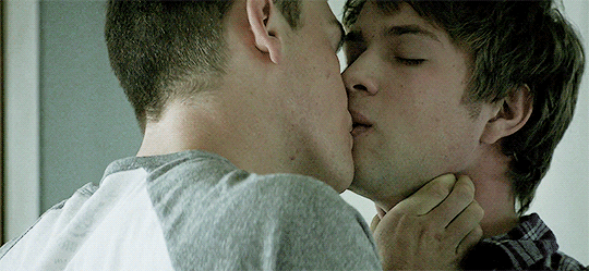 cinemagaygifs:  Connor Jessup &amp; Taylor John Smith - American Crime 