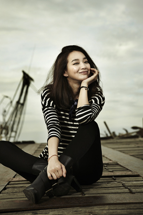 kmagazinelovers:  Shin Min Ah - Giordano