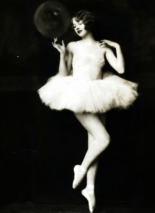 Ziegfeld Follies, 1920s.