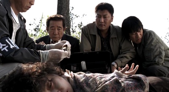 scenesandscreens:Memories of Murder (2003)Director - Bong Joon-ho, Cinematography