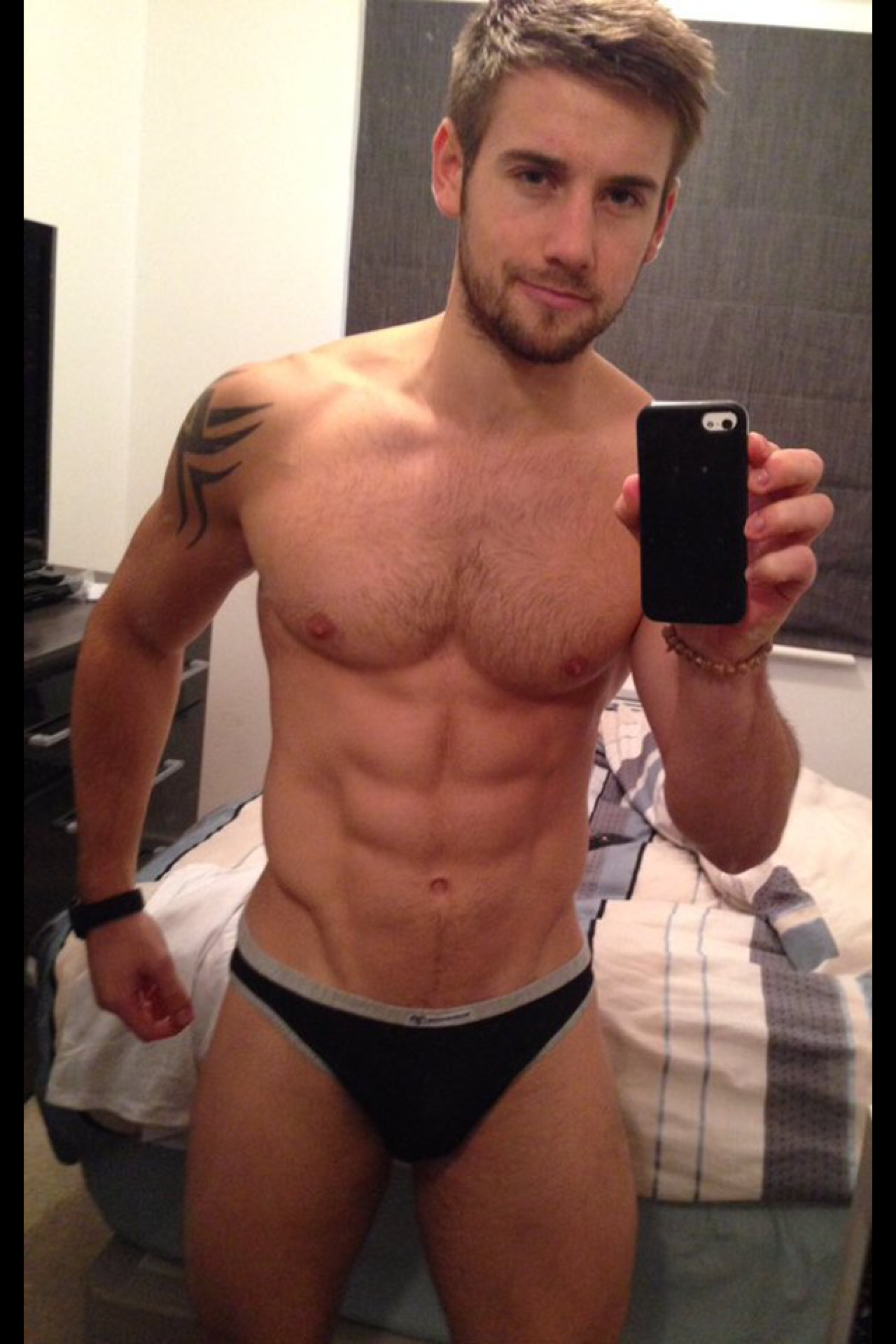 HotGuysHotUnderwear