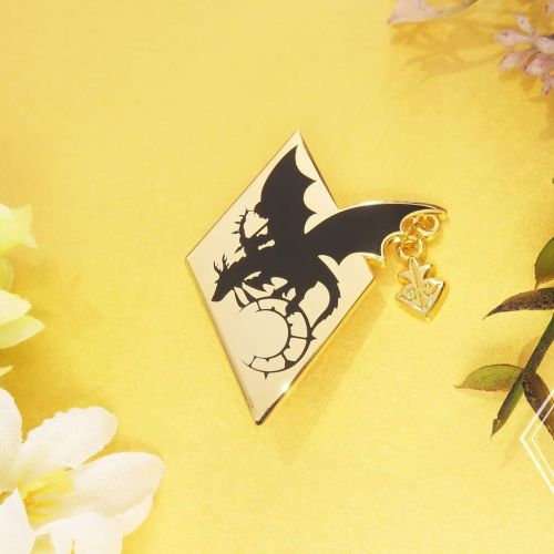 Claude Pin made for the @claudefanzine on Twitter in my shop now! For those who weren’t able t