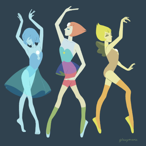 glowymoons:  The pearls! 