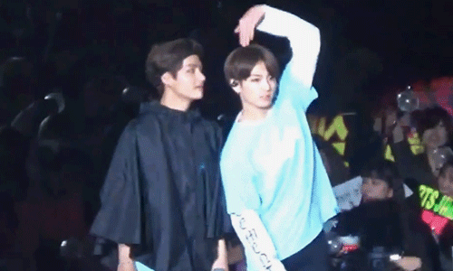 Awww He Cant Even Stay Angry With Him. :))