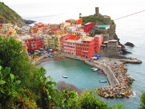 Navigating the chain of mountains that surround the five villages of Cinque Terre - Monterosso al Ma