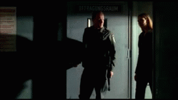 atlantiss505:  Fringe - 1x07 In Which We Meet Mr. Jones 