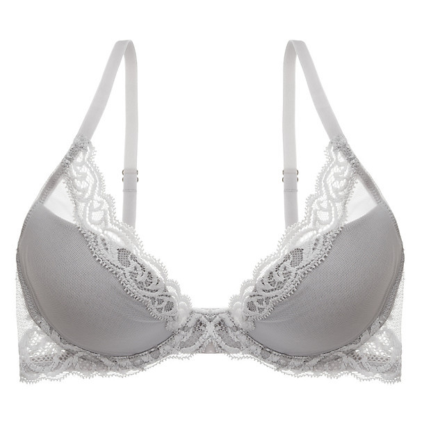 dentellesetfroufrous:  Feathers by Natori  !!!!!