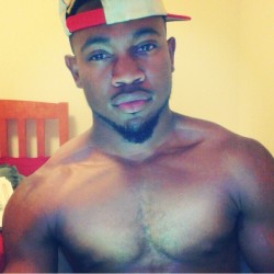 allmancandy:  Dark Fine Brotha http://men2dope.com/dark-fine-brotha/