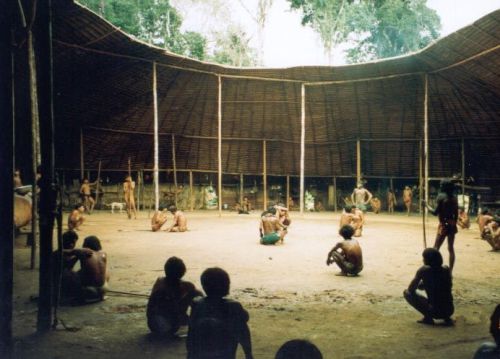 Shabono, Yanomami communal dwelling / Venezuela, Brasil