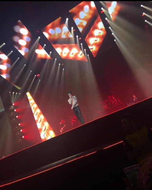 brendonuriesource: Panic! At The Manchester Arena | maldinisimicx