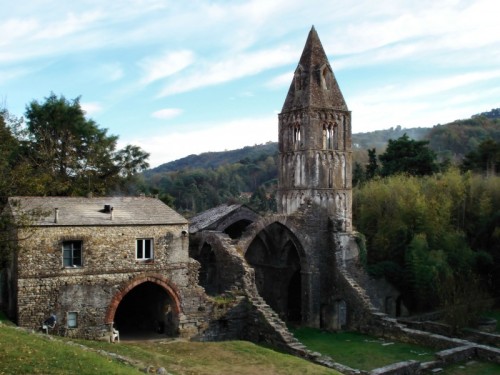 destroyed-and-abandoned:Valle Christi Monastery, Rapallo, Liguria, Italy