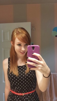 paleamber:  redhead  Cutie