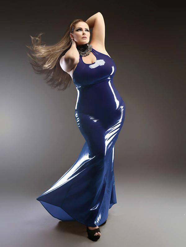 latexfashionetc:  Model: Louise Varns Photo: Dollhouse PhotographyMUA: Zanett Make