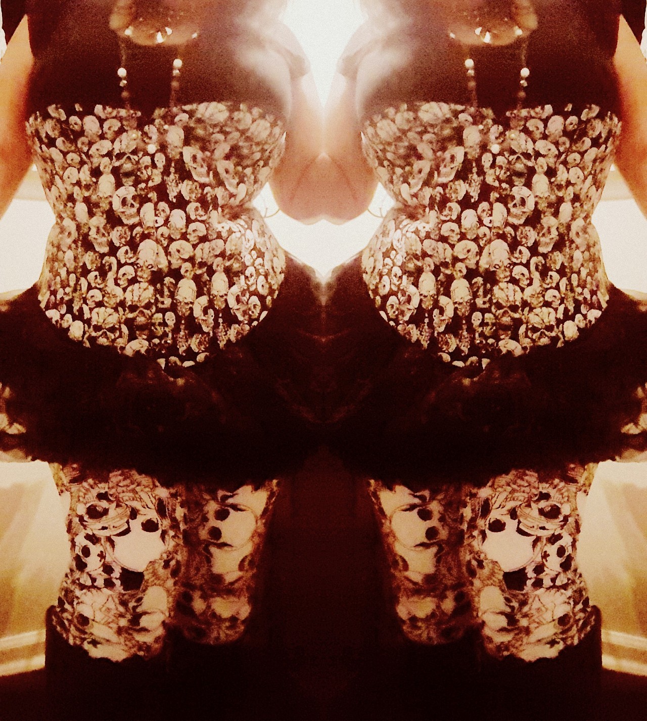 fatbottomgirl5656:  Skull princess 🖤🖤🖤🖤🖤