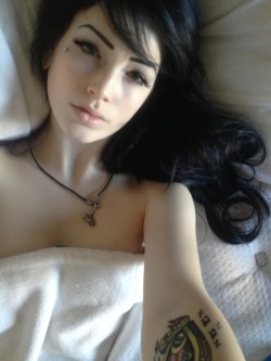 raleighsuicide:  I’m having a lousy NYE