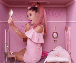 mtvstyle:  Ariana Grande for M.A.C Viva Glam 💄💖