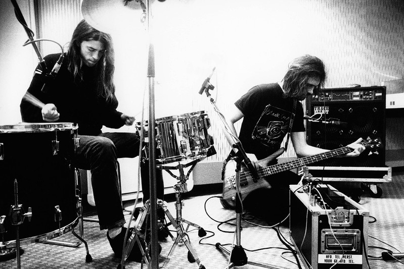 foofightingwithmythirdeyeblinded:  hilversum studios - 1991 