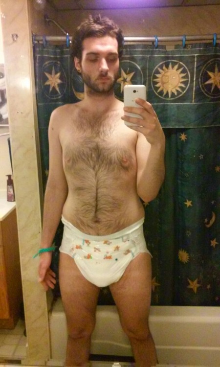 joshuathompson20:  Joshuathompson20  Me in a messy teddy bambino diaper  