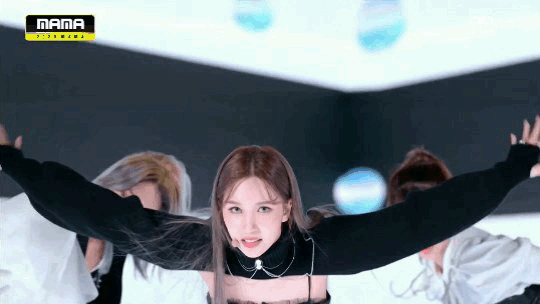Nayeonie Mina Cry For Me
