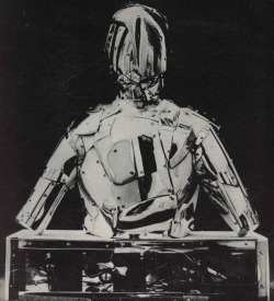 magictransistor:  Paul Van Hoeydonck. Cybernetic