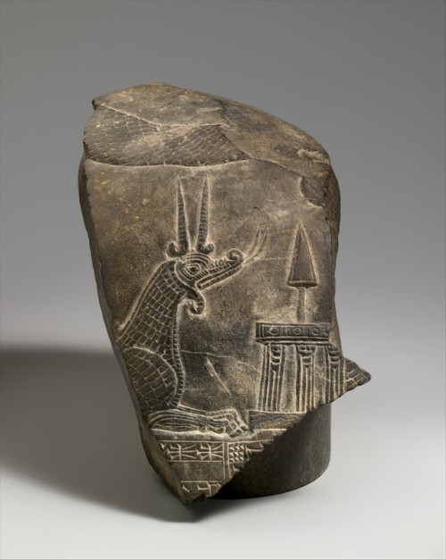the-met-art:Top fragment of a kudurru with a mushhushshu dragon and divine symbols via Ancient Near 