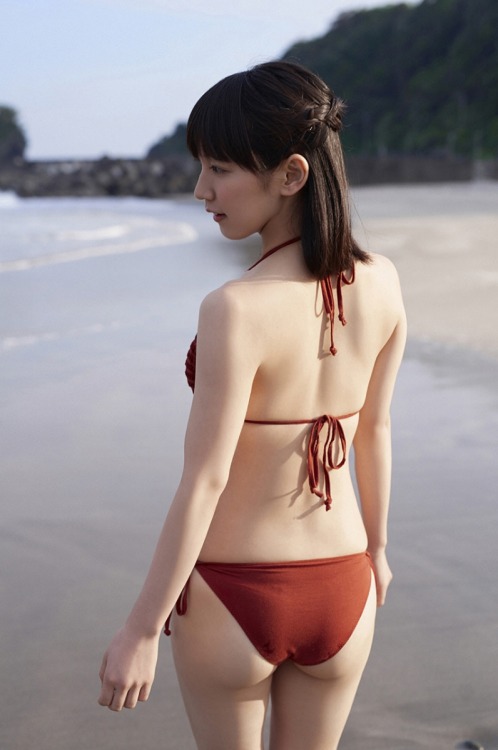 jumpinggirlsession:  Riho Yoshioka,吉岡里帆