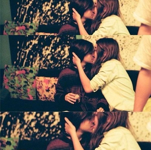the-inspired-lesbian:  Love &amp; Lesbians 🌈