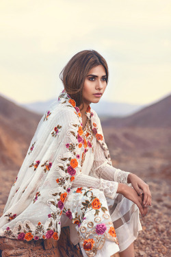 pakistanifashionfiles:Mina Hassan x Shariq Textiles F/W 2016