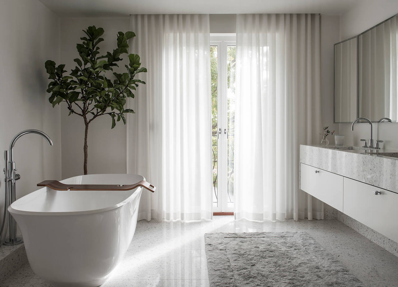 MODERN & CLASSY