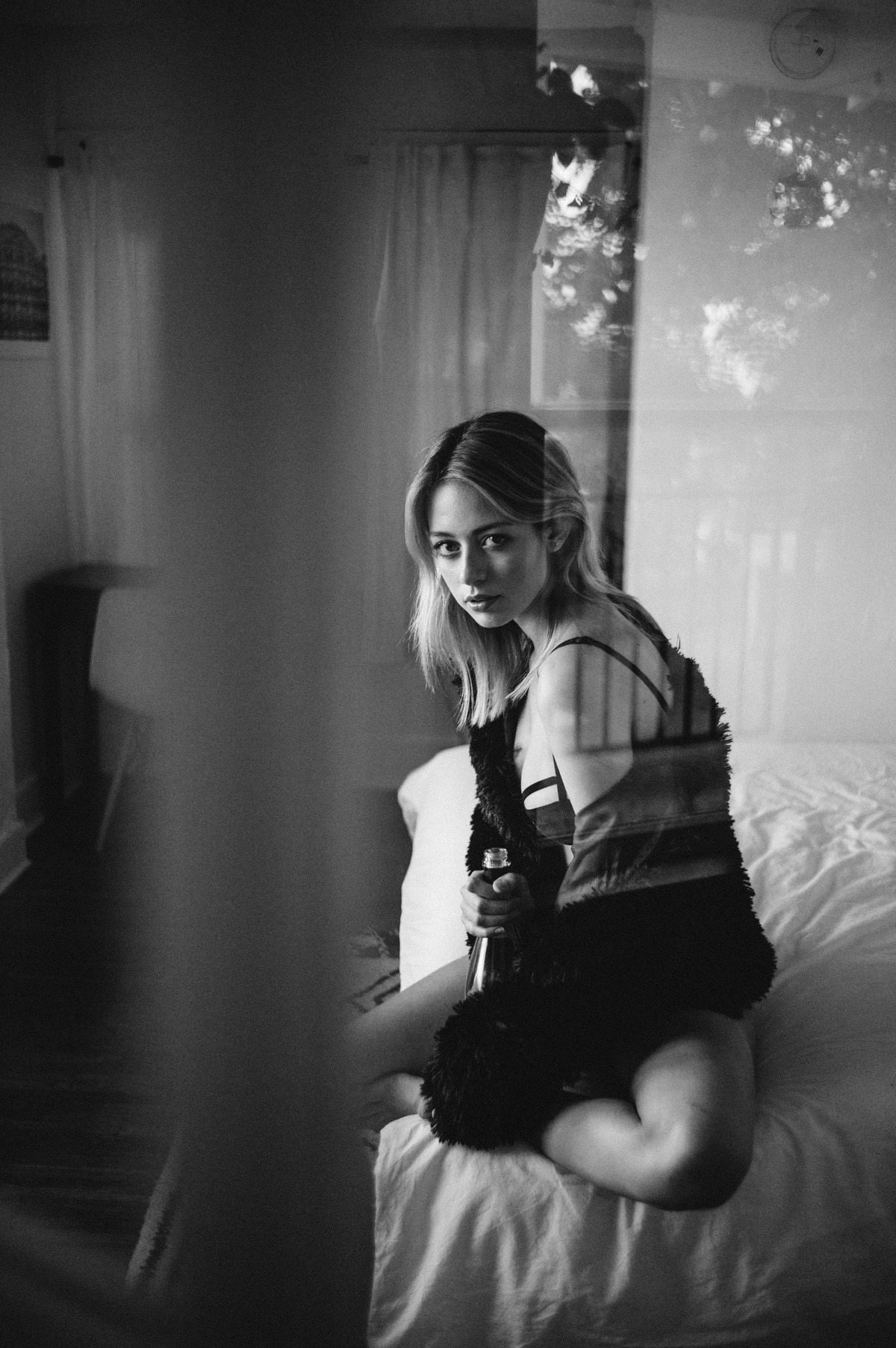 via Dagny-Paige-by-Brad-Ernske-6.jpg (1200 × 1804)) - @deangray on Tumblr.
